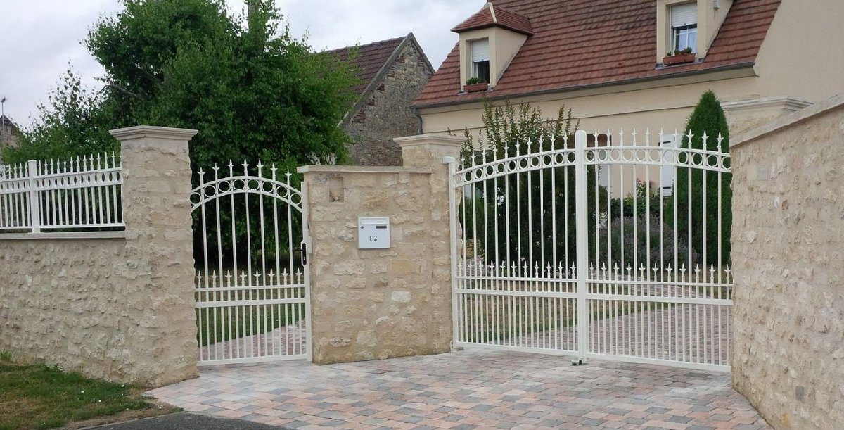 Portail acier coulissant pose vitry sur seine val de marne