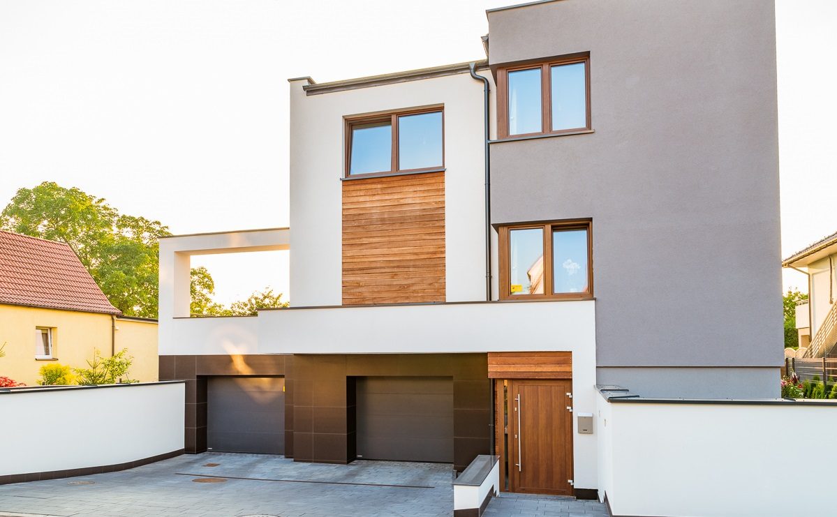 Porte garage sectionnelle blanche pose sur mesure ile de france