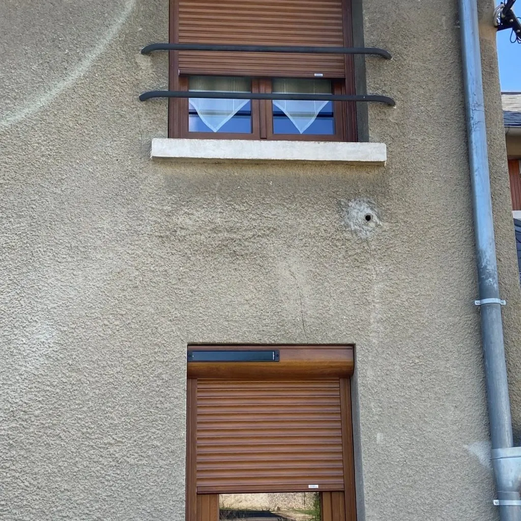 Volet roulant sur mesure, rénovation — photo de réalisation client (Île-de-France)